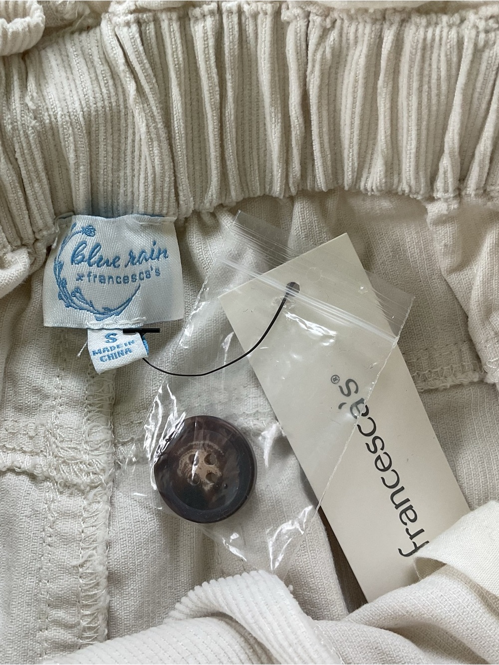Francesca Shorts - Picture 3 of 4